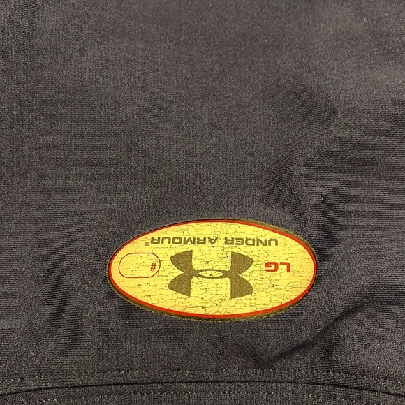 Under Armour running shirt. LG - Picture 5 of 6